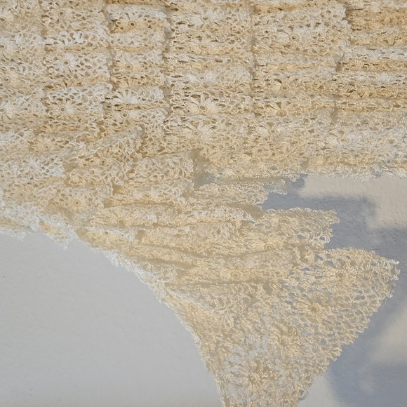 Boston Proper White Crochet Salsa Tiered Sweater 3/4 Sleeve Blouse Boho - Picture 3 of 7